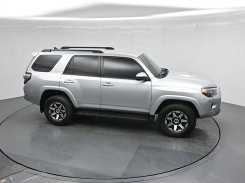 Used 2021 Toyota 4Runner TRD Off-Road image 41
