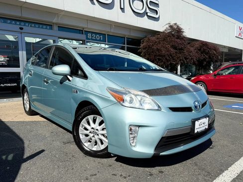 Used 2013 Toyota Prius Prime Plug-In Hybrid FWD image 1