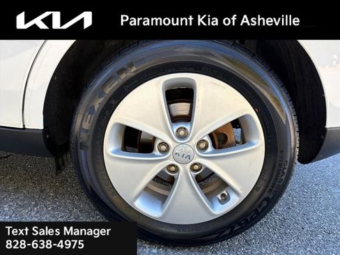 Used 2016 Kia Soul image 30