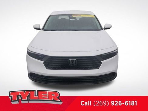 New 2026 Honda Accord LX image 2