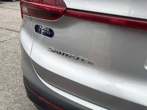 Certified 2023 Hyundai Santa Fe SEL image 5