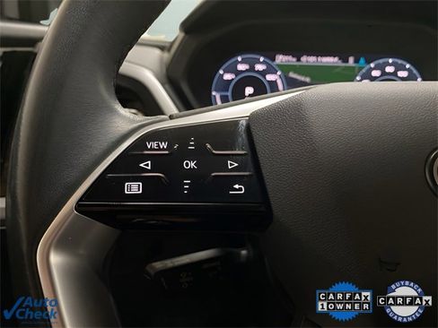 Used 2024 Audi Q4 e-tron Premium Plus w/ Premium Plus image 31