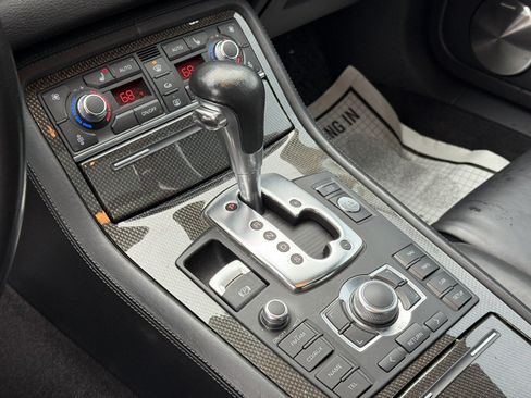 Used 2009 Audi S8 AWD/4WD image 34