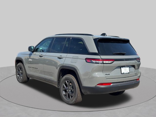 New 2027 Jeep Grand Cherokee Altitude AWD/4WD image 6