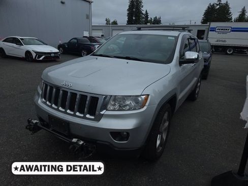 Used 2013 Jeep Grand Cherokee Limited w/ Advance Technology Group AWD/4WD image 1