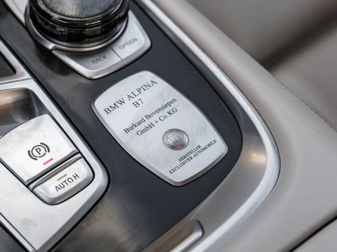 Used 2019 BMW ALPINA B7 xDrive w/ Luxury Rear Seating Package image 26