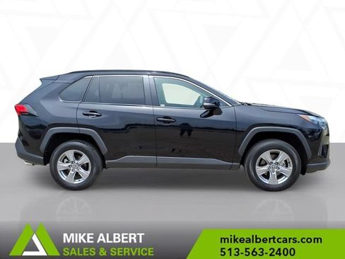 Used 2025 Toyota RAV4 XLE FWD image 8
