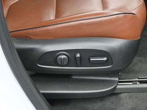 Used 2019 Chevrolet Traverse High Country w/ LPO, Floor Liner Package AWD/4WD image 39