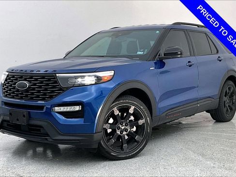 Used 2023 Ford Explorer ST-Line w/ Class IV Trailer Tow Package image 16