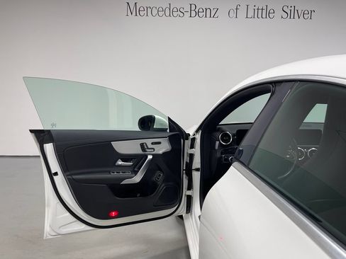Certified 2020 Mercedes-Benz CLA 250 4MATIC image 17