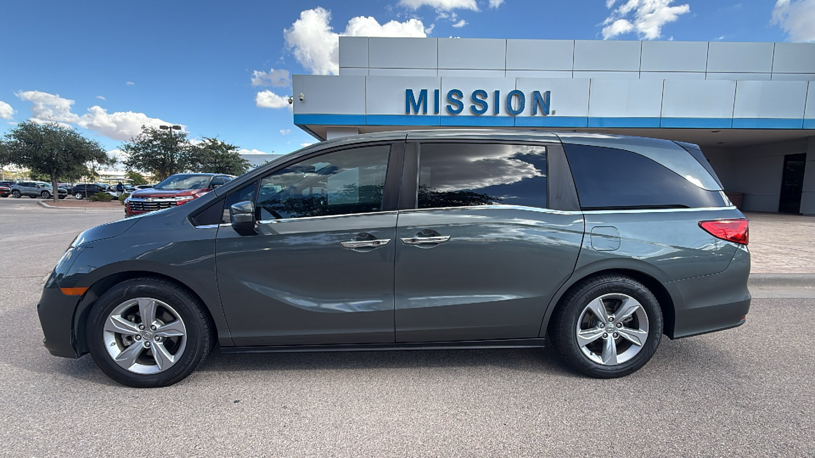 Used 2020 Honda Odyssey EX-L image 3