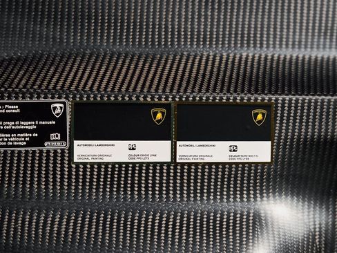 Used 2023 Lamborghini Huracan STO image 27