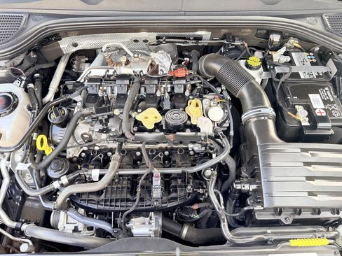 Used 2022 Volkswagen GTI S image 27