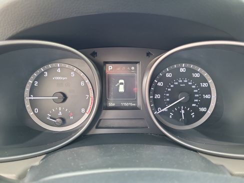 Used 2018 Hyundai Santa Fe Sport w/ 2.4L Value Package 02 image 16