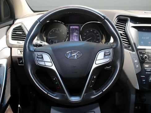 Used 2017 Hyundai Santa Fe Sport 2.0T AWD/4WD image 17