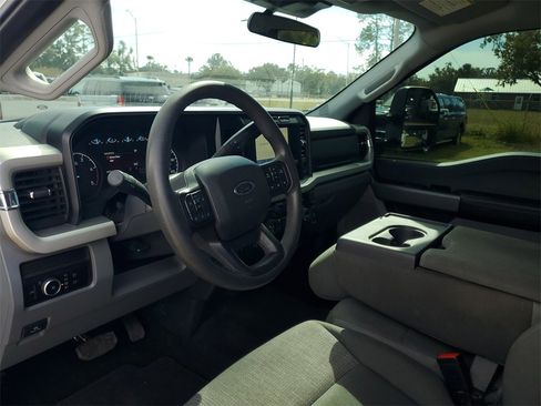 Used 2024 Ford F350 XLT image 11