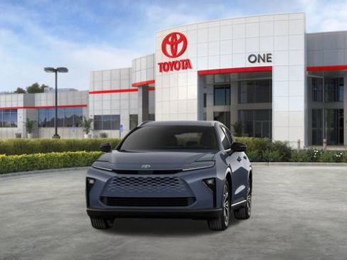 New 2025 Toyota Crown Signia image 49