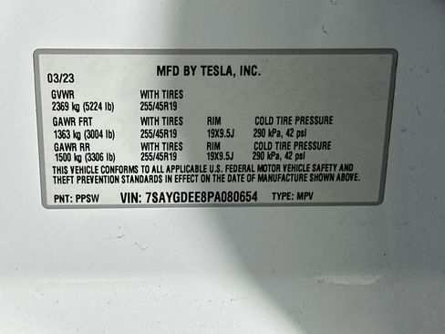 Used 2023 Tesla Model Y Long Range AWD/4WD image 12