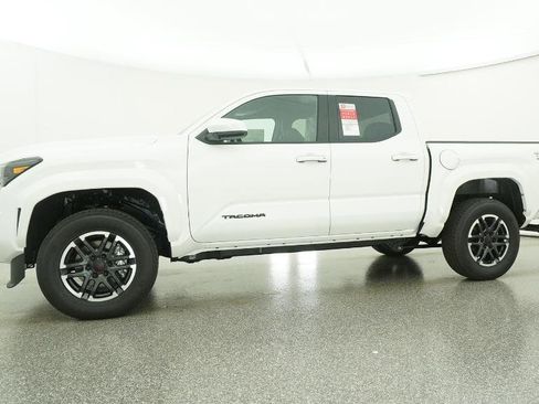 New 2026 Toyota Tacoma TRD Sport image 39