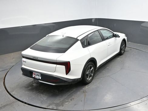 Used 2025 Kia K4 FWD image 29