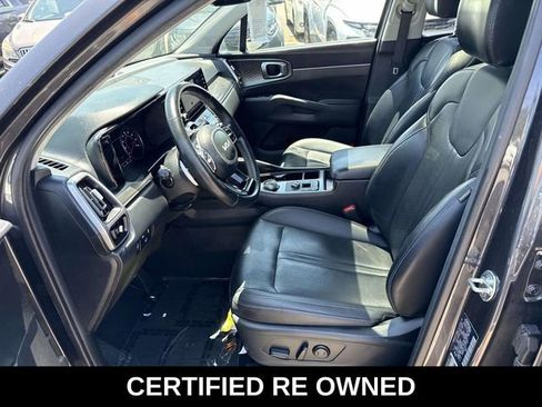 Used 2023 Kia Sorento EX w/ Panoramic Sunroof Package FWD image 14