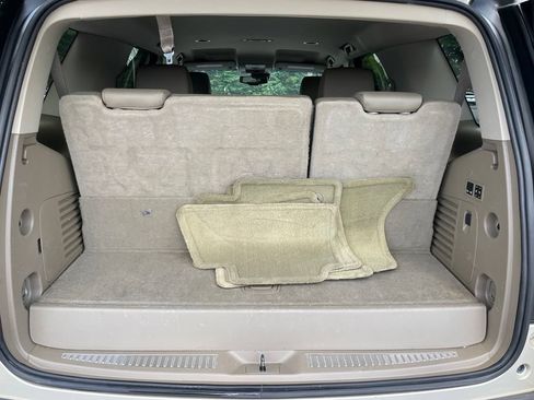Used 2016 GMC Yukon SLT RWD image 42