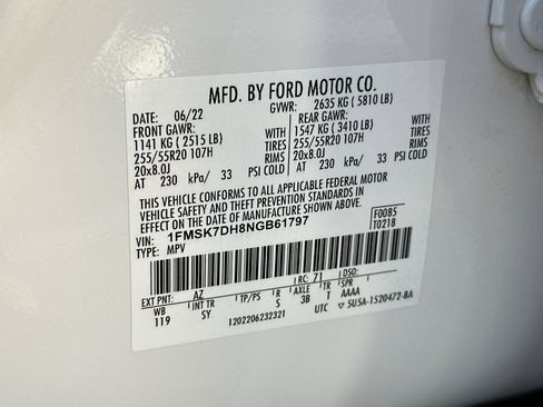 Used 2022 Ford Explorer XLT w/ Equipment Group 202A image 31