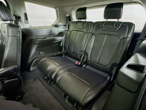 Used 2023 Jeep Grand Cherokee L Limited w/ Trailer Tow Group (B) AWD/4WD image 30