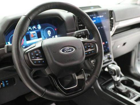Used 2025 Ford Ranger Lariat w/ Chrome Accent Package AWD/4WD image 7