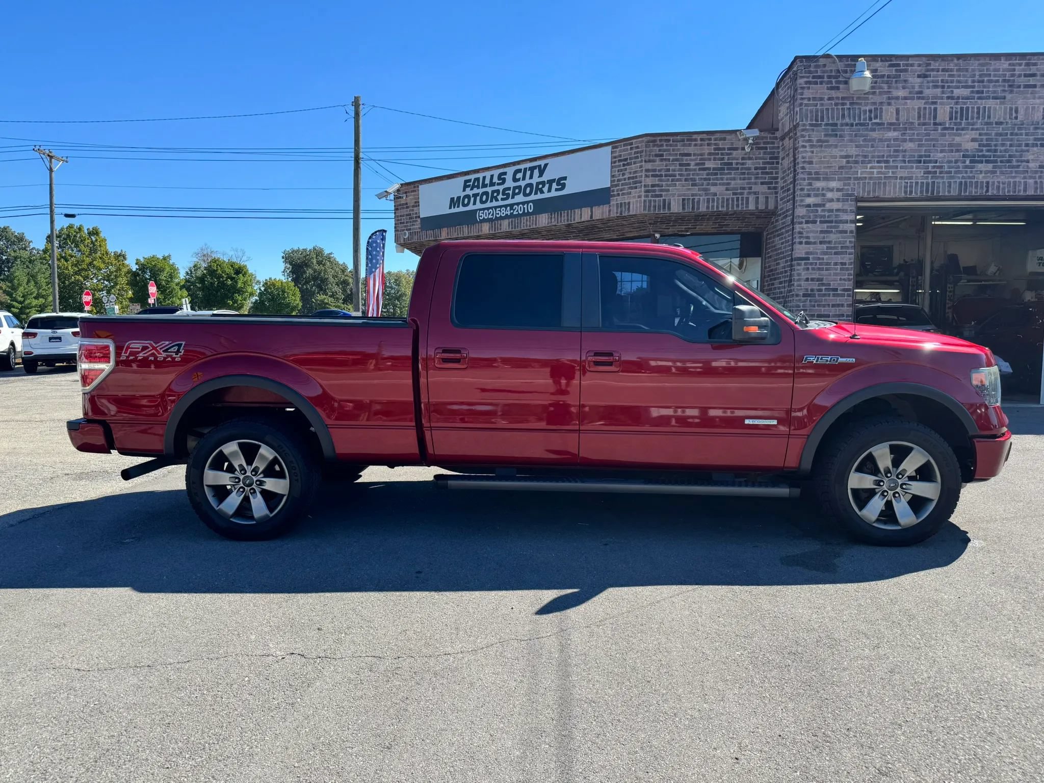 Used 2014 Ford F150 FX4 w/ Equipment Group 402A Luxury AWD/4WD image 17