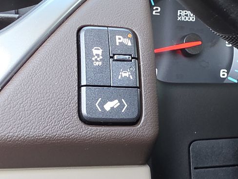 Used 2019 Chevrolet Tahoe LT RWD image 22
