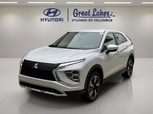 Used 2024 Mitsubishi Eclipse Cross SE image 1