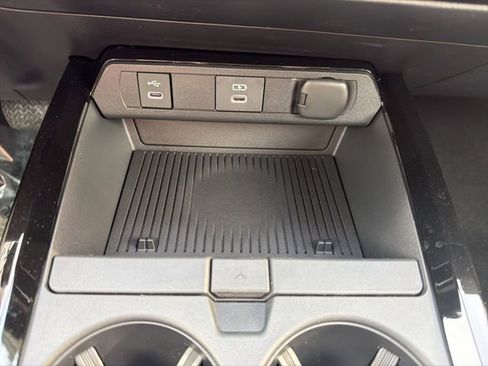 New 2026 Toyota Prius LE image 34