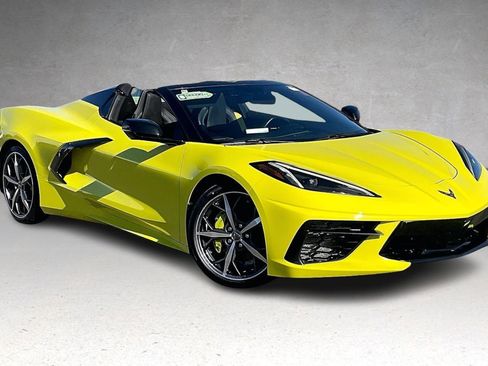 Used 2023 Chevrolet Corvette Stingray Convertible w/ LPO, Roadside Safety Package image 2