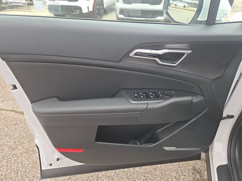 New 2026 Kia Sportage EX image 5