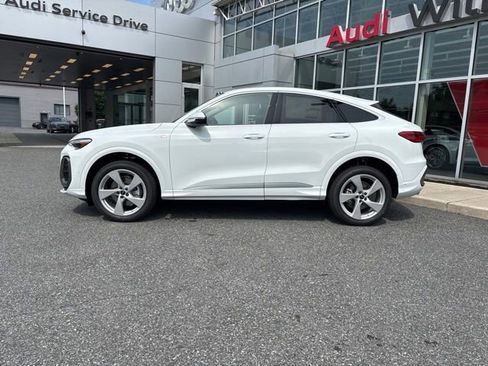 New 2026 Audi Q5 Premium Plus AWD/4WD image 2