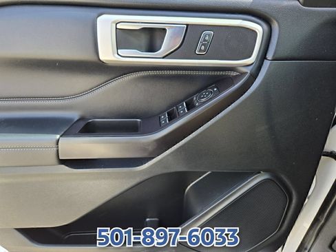 Used 2020 Ford Explorer XLT w/ Equipment Group 202A AWD/4WD image 31