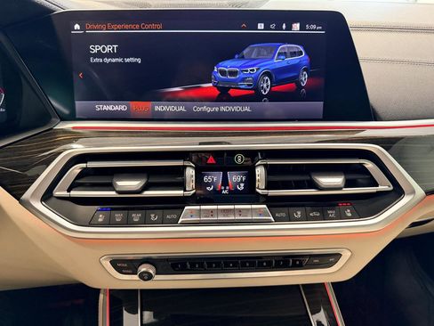 Used 2021 BMW X5 sDrive40i w/ Premium Package RWD image 56