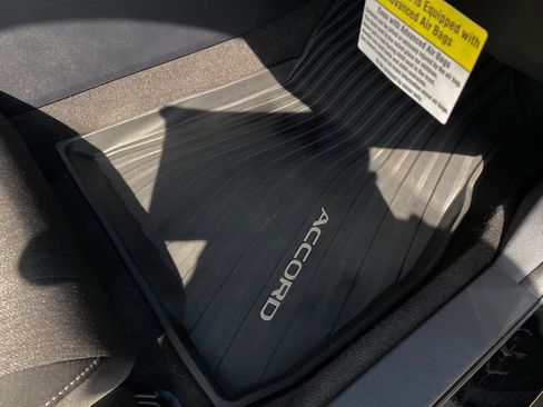 Used 2023 Honda Accord EX image 15