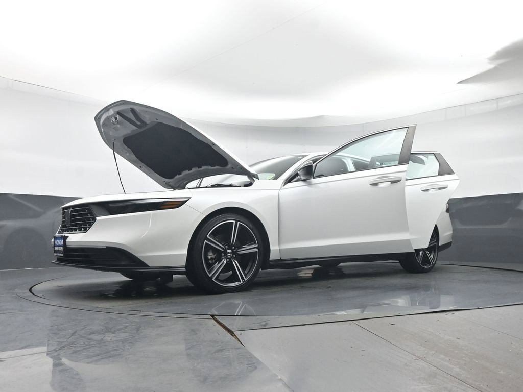 Certified 2023 Honda Accord Sport image 40