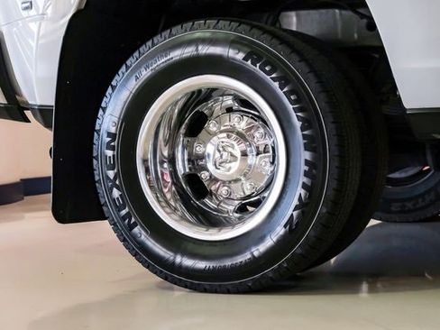 Used 2024 RAM 3500 Tradesman w/ Chrome Appearance Group image 38