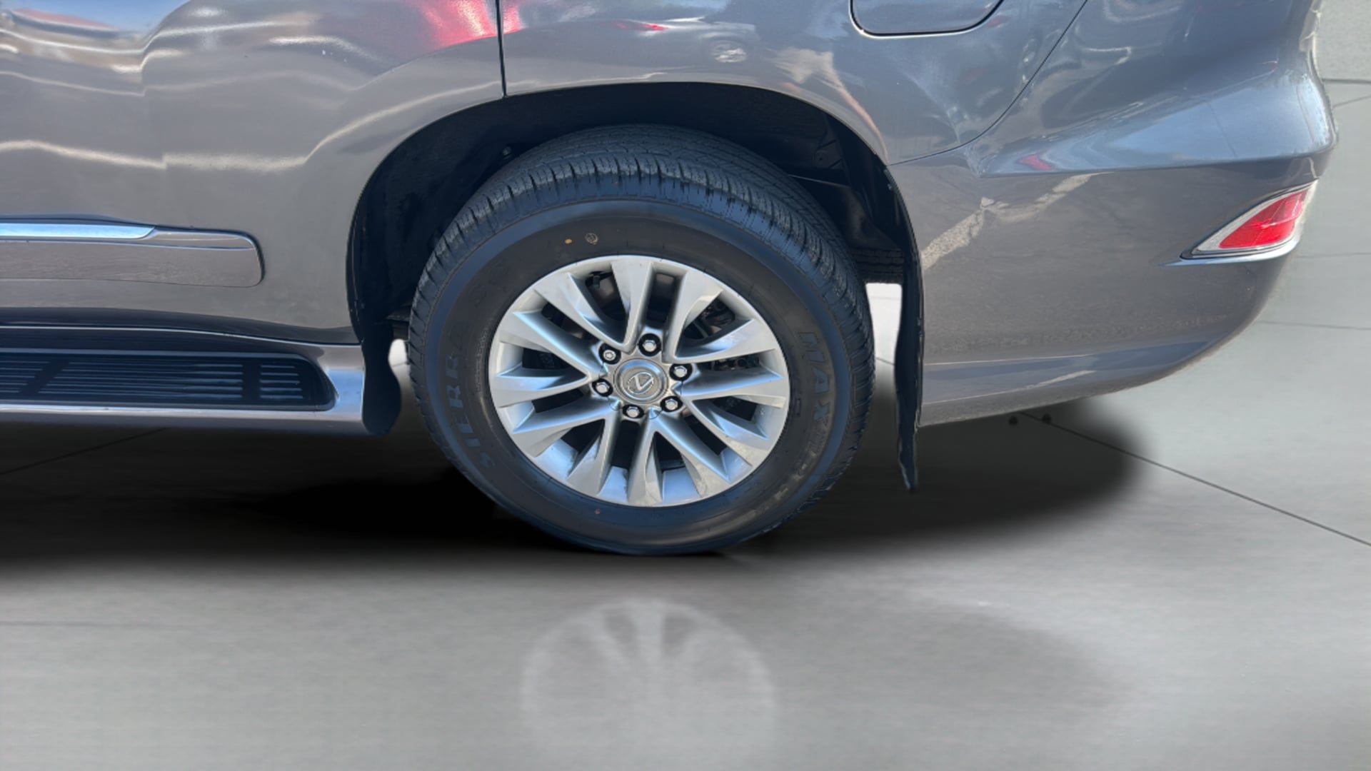 Used 2014 Lexus GX 460 Luxury AWD/4WD image 38