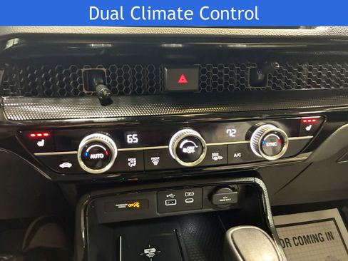 Used 2025 Honda CR-V EX-L image 25