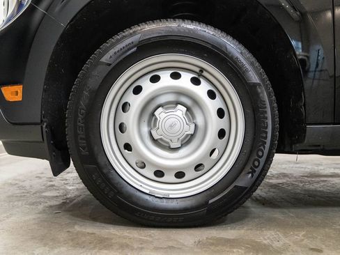 Used 2025 Ford Maverick XL FWD image 11
