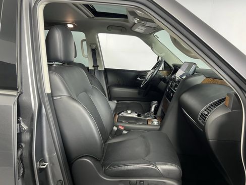 Used 2024 Nissan Armada SL image 31