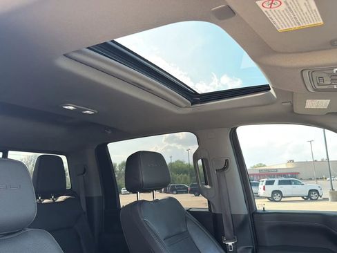 Used 2020 GMC Sierra 2500 Denali w/ Denali Ultimate Package image 95