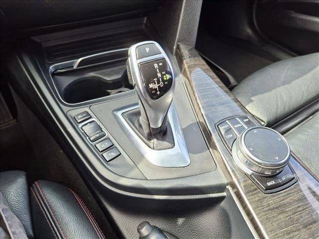 Used 2017 BMW 330i xDrive Wagon AWD/4WD image 10