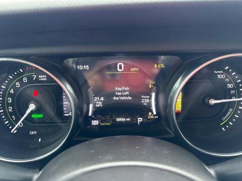 Certified 2022 Jeep Wrangler Unlimited Sahara w/ Cold Weather Group image 16