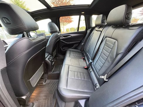 Used 2018 BMW X3 M40i image 22