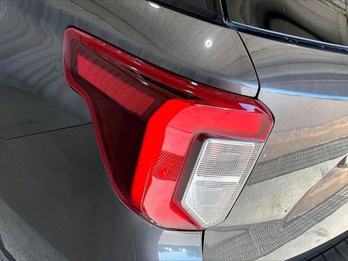 Used 2020 Ford Explorer ST w/ ST Street Pack image 29